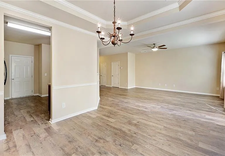 302 Alcovy Way — Photo 4