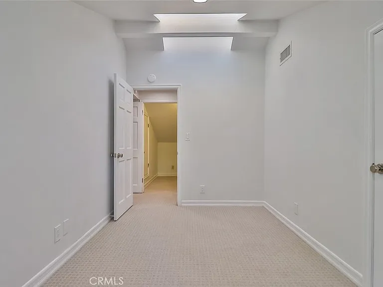 3373 Coy Dr — Photo 37