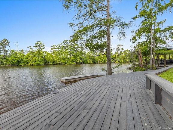 4th image of 3903 River Moss Ln