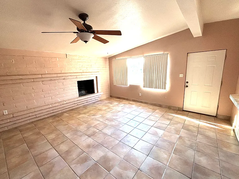 5512 E Alta Vista St — Photo 6