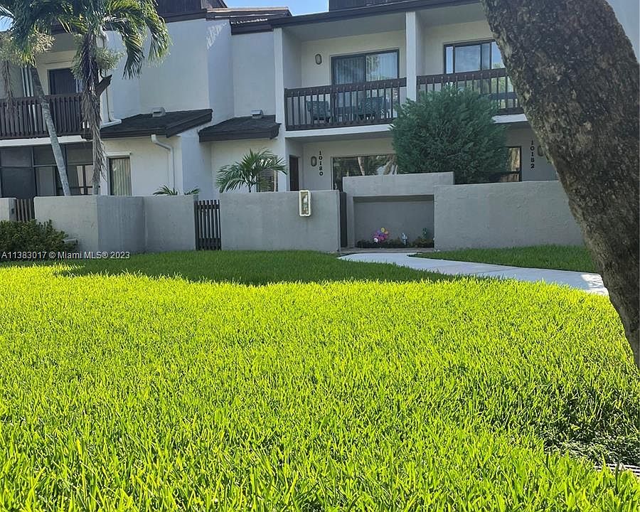 1st image of 10180 NW 41st St #10180