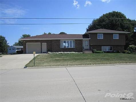 1st image of 709 1st Ave W