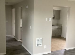 101 N 10th St APT 3, Creswell, OR 97426
