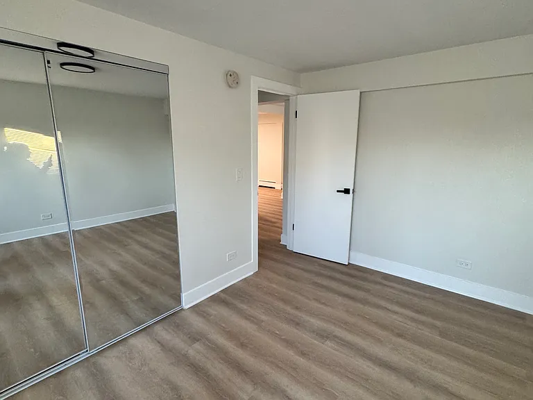 8600 Grand Ave #1S — Photo 3