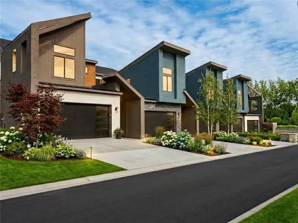 22154 W 116th Ter, Olathe, KS 66061