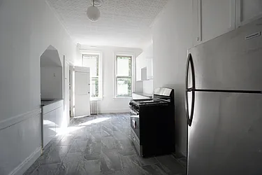 Rented by Rennit Inc.