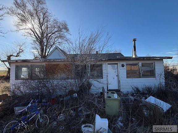 2nd image of 359 Jim Rd