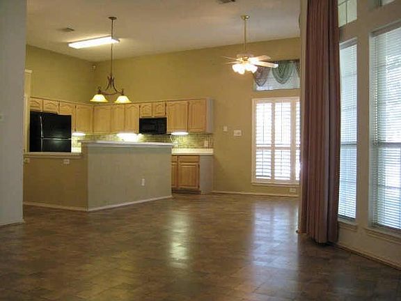 4th image of 8906 Golden Pond Dr