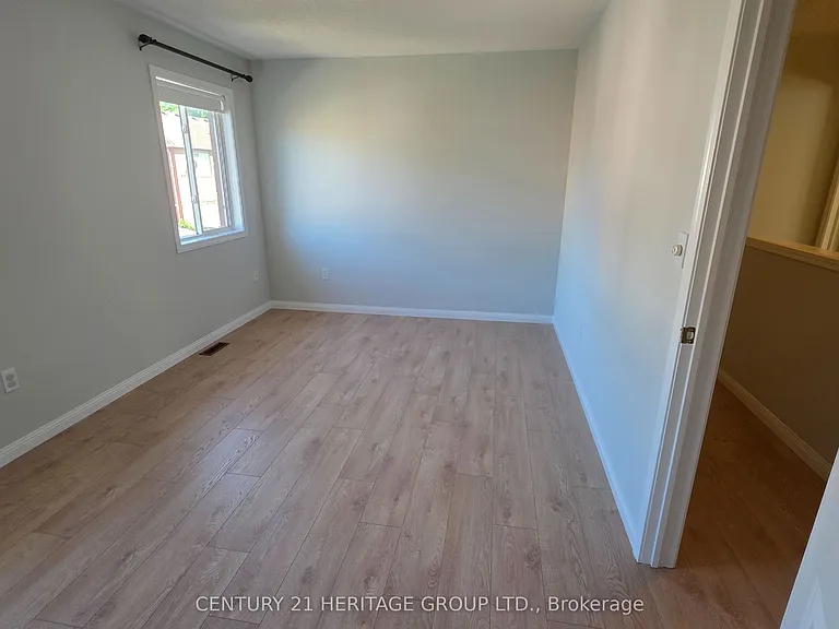 1134 Barclay Cir — Photo 10