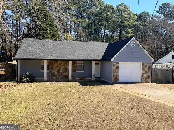 1367 Myrtle Creek Dr, Norcross, GA 30093