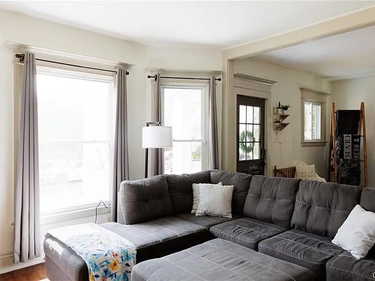 624 Hamlin St — Photo 9