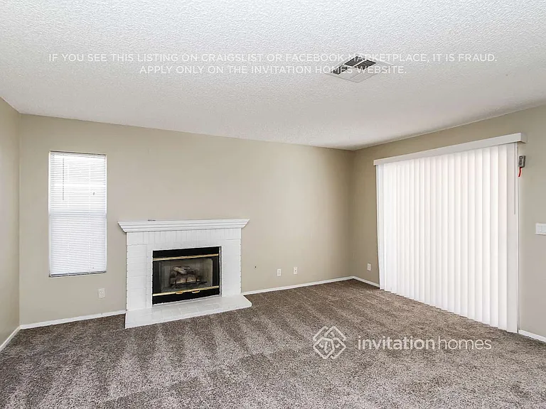 330 Templeton Dr — Photo 3