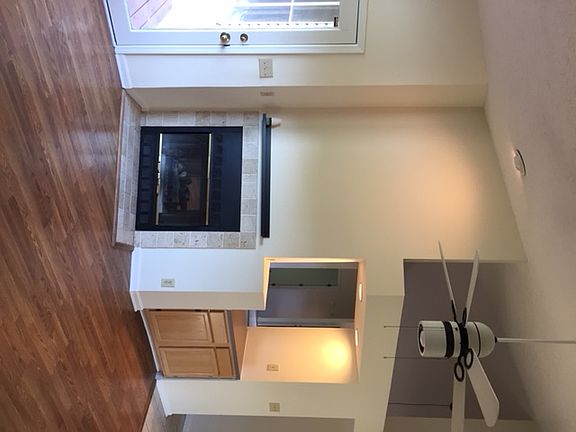 5th image of 1113 Aqueduct Way