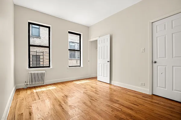 Rented by Compass | media 27