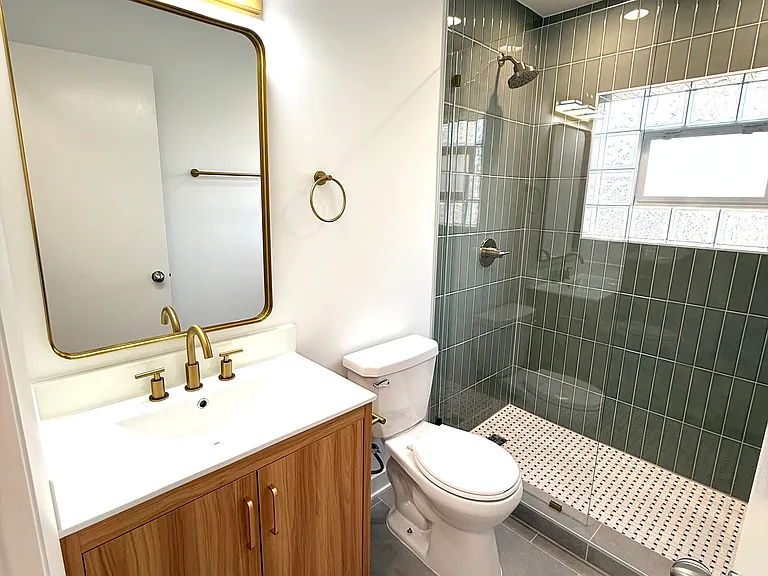 2316 N Harlem Ave #2E — Photo 1