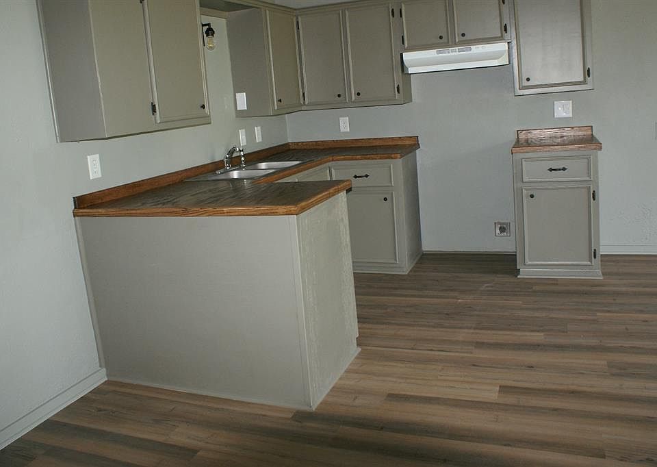 210 Wooley St, Normangee, TX 77871 MLS 87388744 Zillow