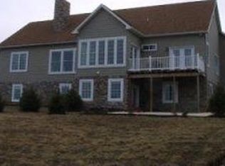 245 Burn Hill Rd, Shermans Dale, PA 17090