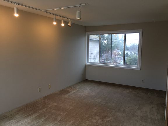 5th image of 11020 Evanston Ave N