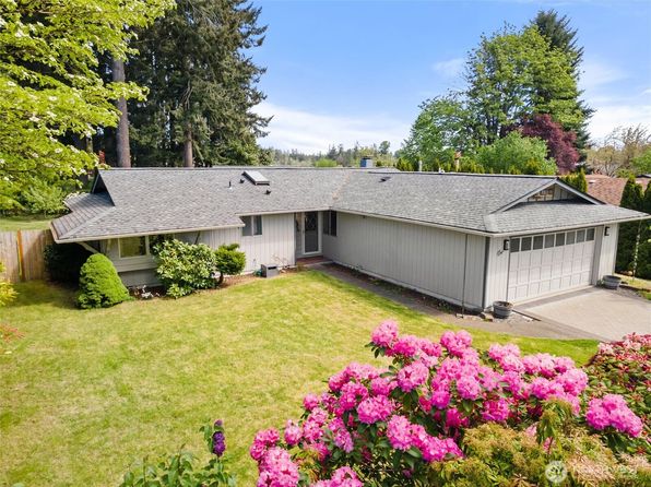3602 Surrey Drive NE, Olympia, WA 98506