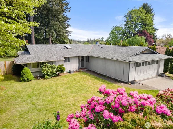 3602 Surrey Drive NE, Olympia, WA 98506