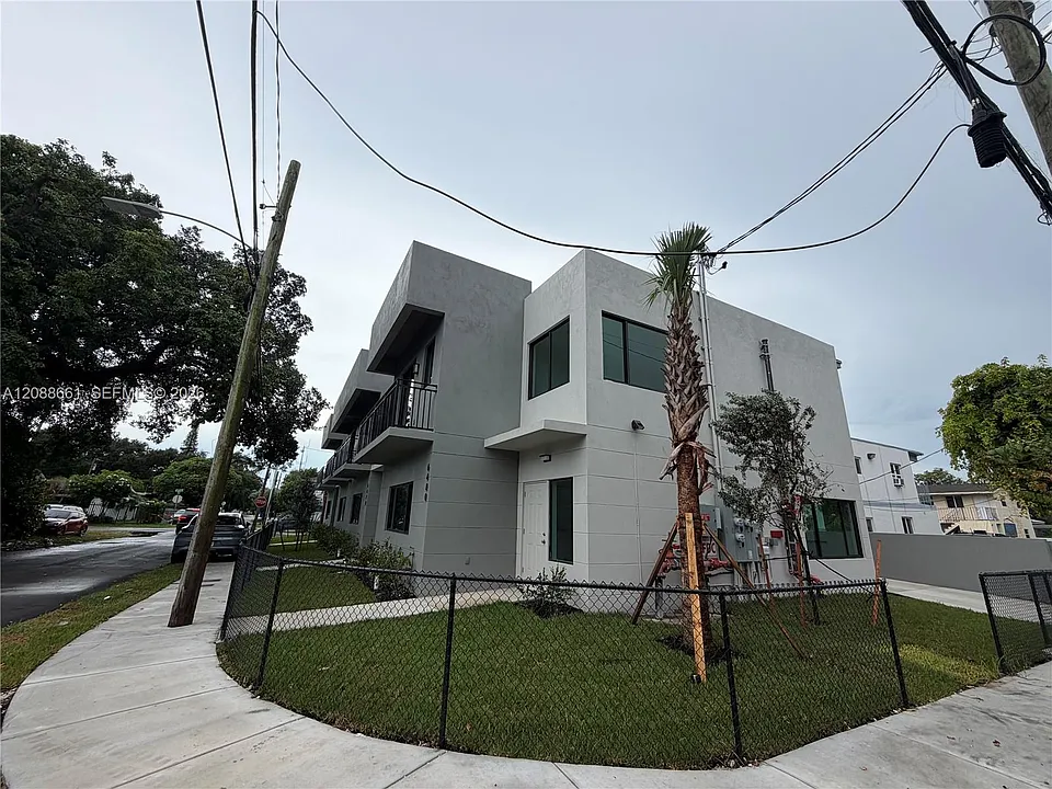 6480 NE 1st Ave #6470