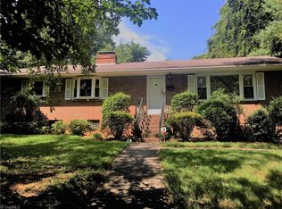 698 S Westview Dr, Winston Salem, NC 27103