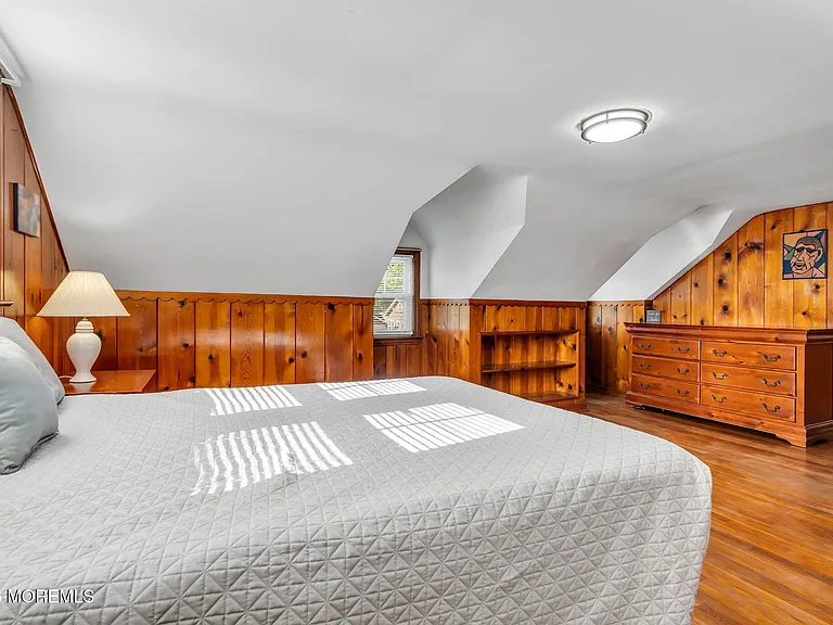 37 Highland Ave — Photo 34