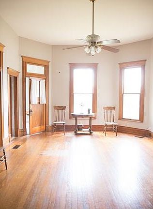 4th image of 606 S Key Ave