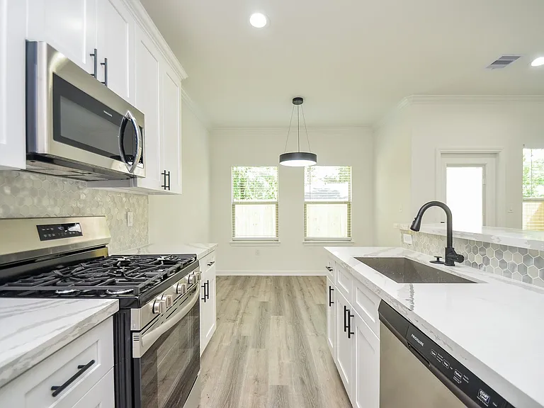 9722 Champion Heavens Dr — Photo 8