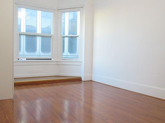 4th image of 866 Broadway St