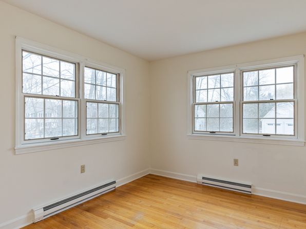 84 Benedict Ln, Middlebury, VT
