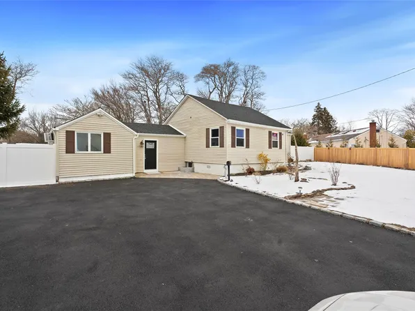 251 Old Country Road, Deer Park, NY 11729