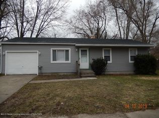 3912 S Deerfield Ave, Lansing, MI 48911