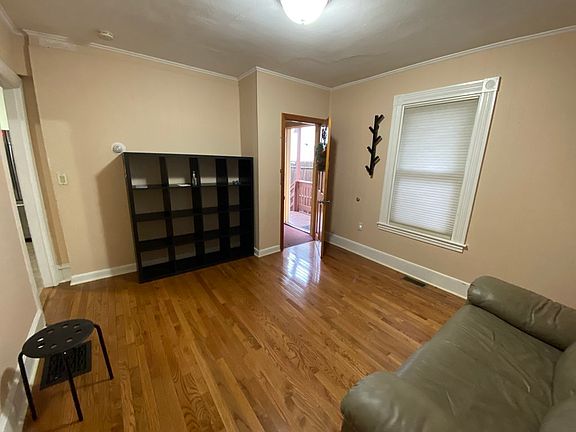 2nd image of 11A Baxter Ave #1