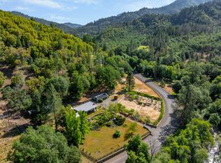 15551 E Evans Creek Rd, Rogue River, OR 97537