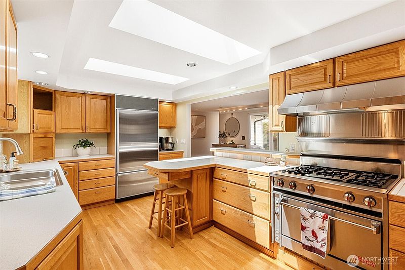 2nd image of 17529 93rd Avenue NE