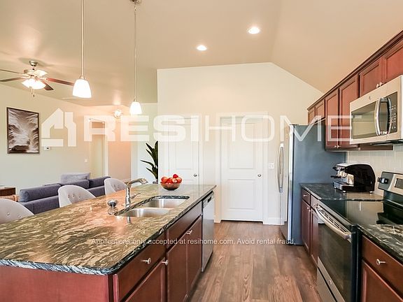 5th image of 8093 Brighton Ave
