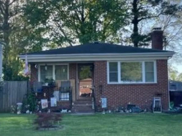 1527 Elm Ave, Chesapeake, VA 23325