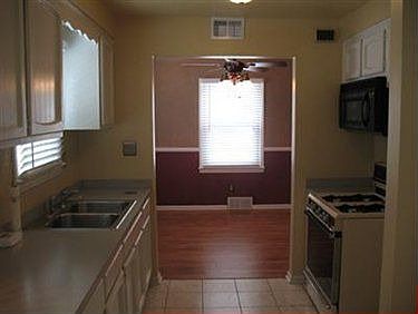 3rd image of 1311 Orchard Heights Dr