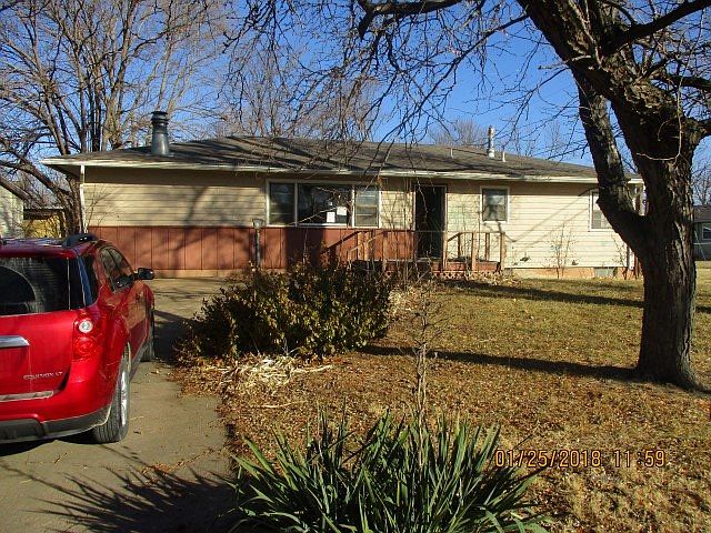 1st image of 1114 Carlton Pl