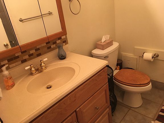 4th image of 178 Colorado Ave