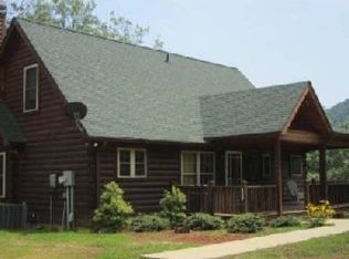 730 Longview Dr, Hayesville, NC 28904