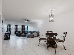 Delray Oaks Condo, Delray Beach, FL 33445
