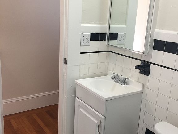4th image of 776 41st Ave APT 6