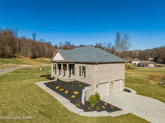 3rd image of 3407 Westhill Cir