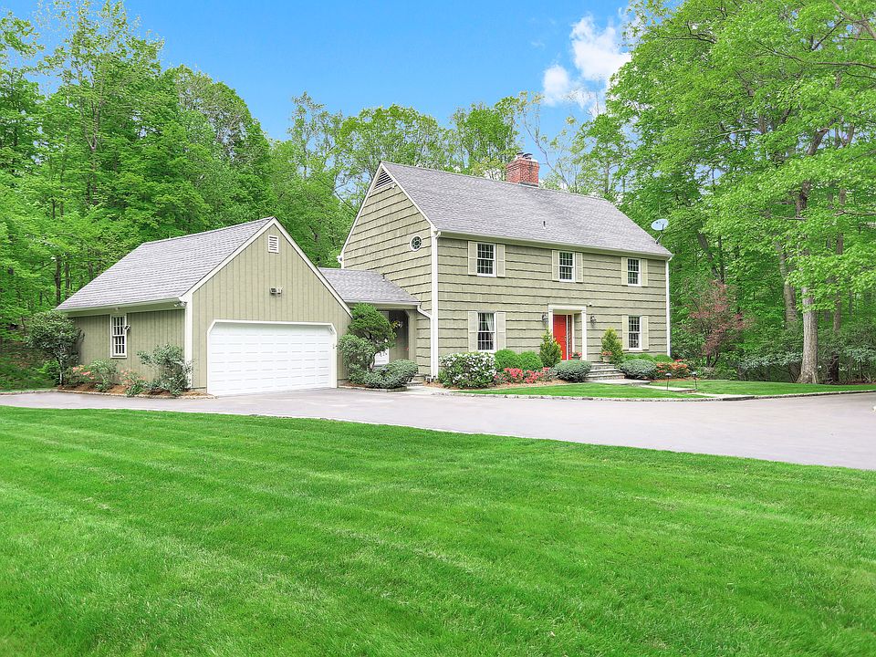 1st image of 31 Gregory Ln