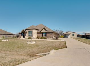 132 Heather Ln, Decatur, TX 76234
