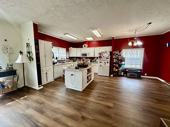 4th image of 1043 Falstaff Cir #714