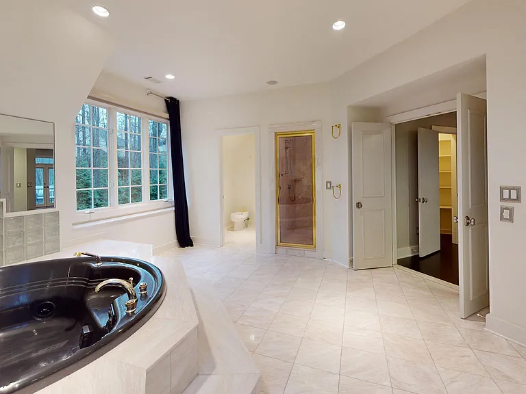 9629 Eagle Ridge Dr — Photo 37