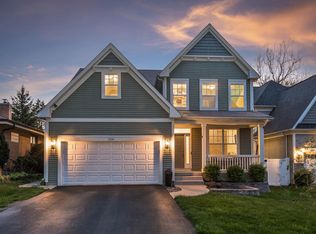 214 S Wilmette Ave, Westmont, IL